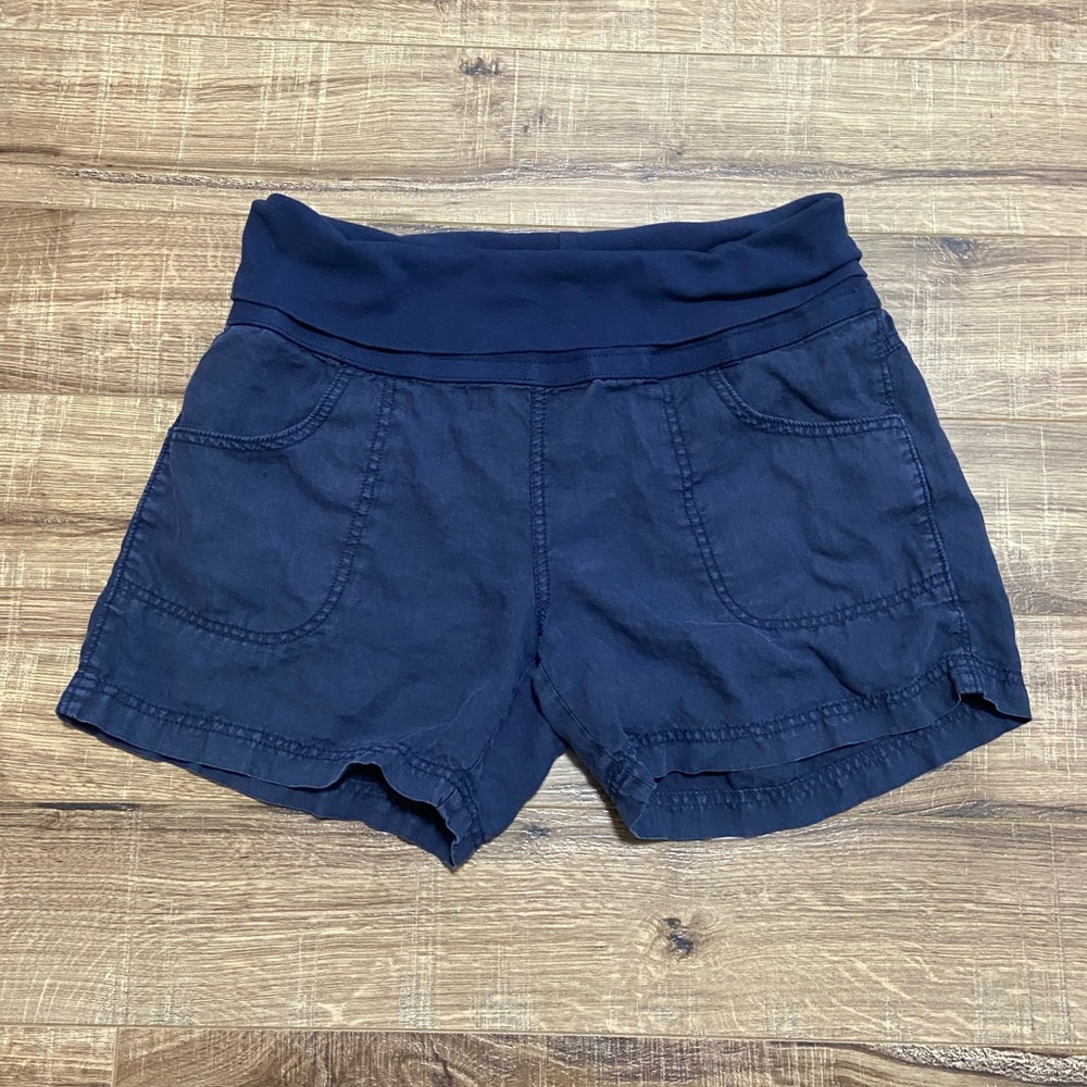 Athleta 100% Linen Lima Shorties